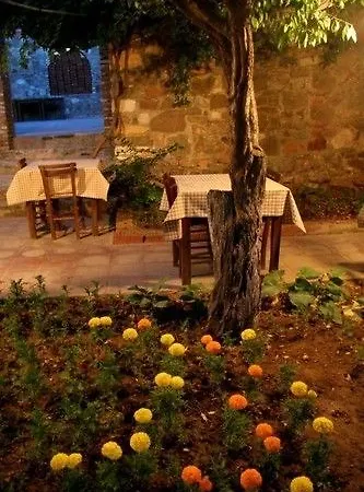 Fahri Hotel Bozcaada